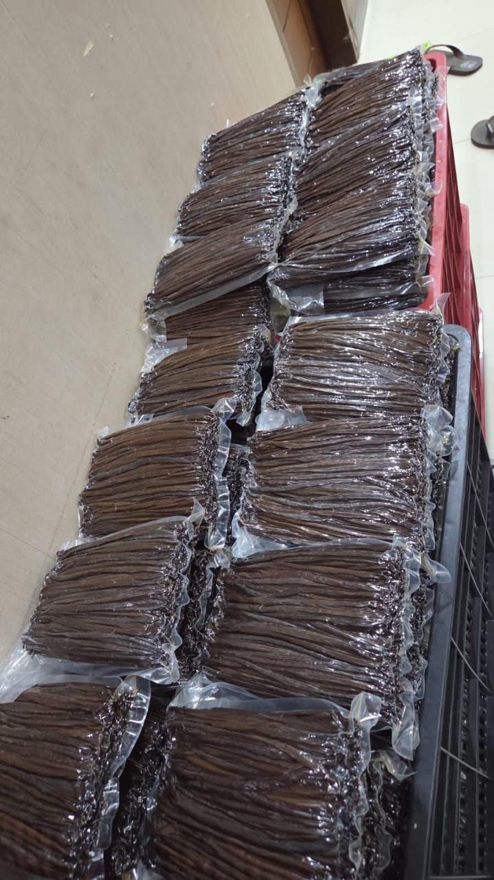 🇮🇩 Premium Indonesian Vanilla Planifolia Beans — Direct from Farmers | Grade IA to Grade III | MOQ 50kg